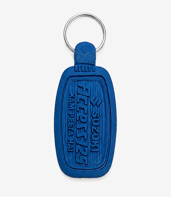 KKM-p03-02-die-moulding-pvc-keychain Blue PVC keychain on a metal split ring