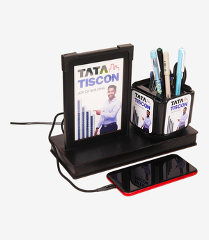 Black pen stand