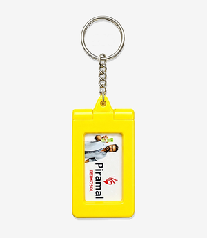 KKM-p55-06-plastic-keychain-with-mobile-stand Yellow plastic keychain with a fold-out mobile stand on a split ring