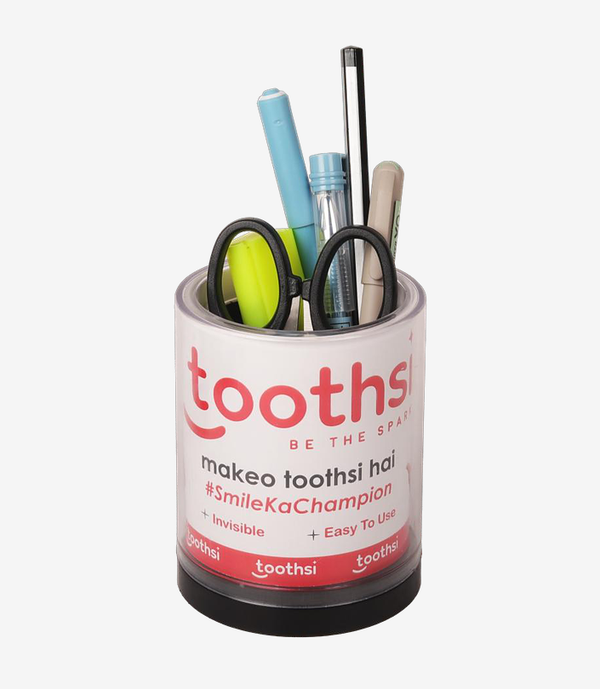White pen stand